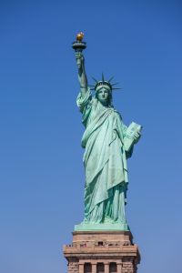 statue of liberty w